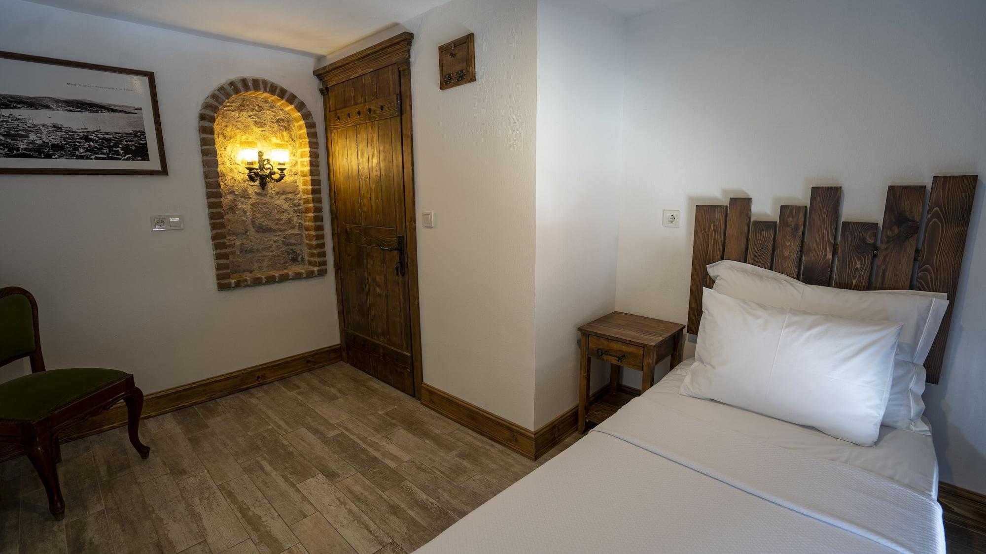 Villa Pietra Butik Otel Ayvalı Dış mekan fotoğraf
