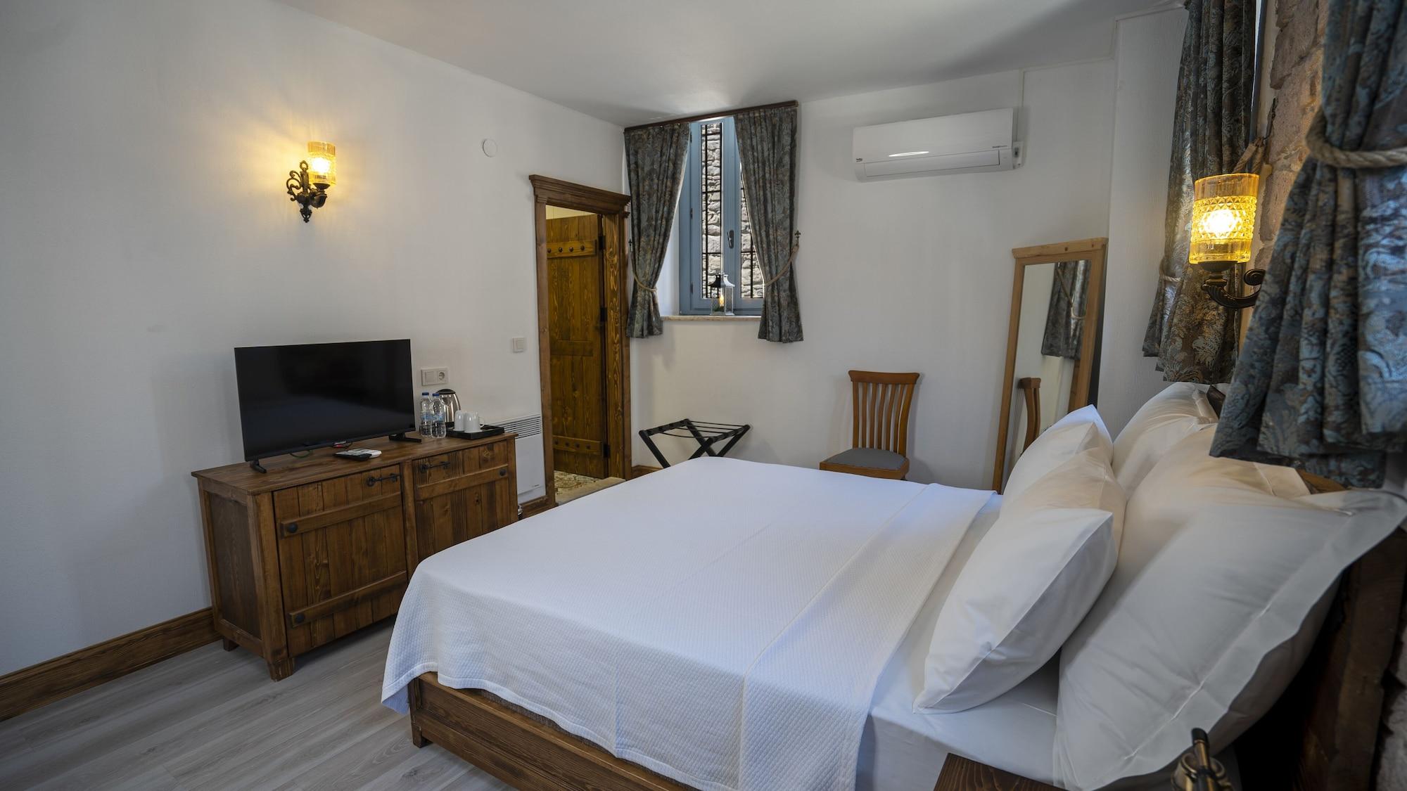 Villa Pietra Butik Otel Ayvalı Dış mekan fotoğraf