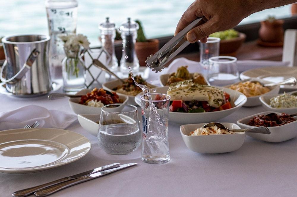 Villa Pietra Butik Otel Ayvalı Dış mekan fotoğraf